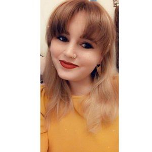 Meet your Posher, Karissa